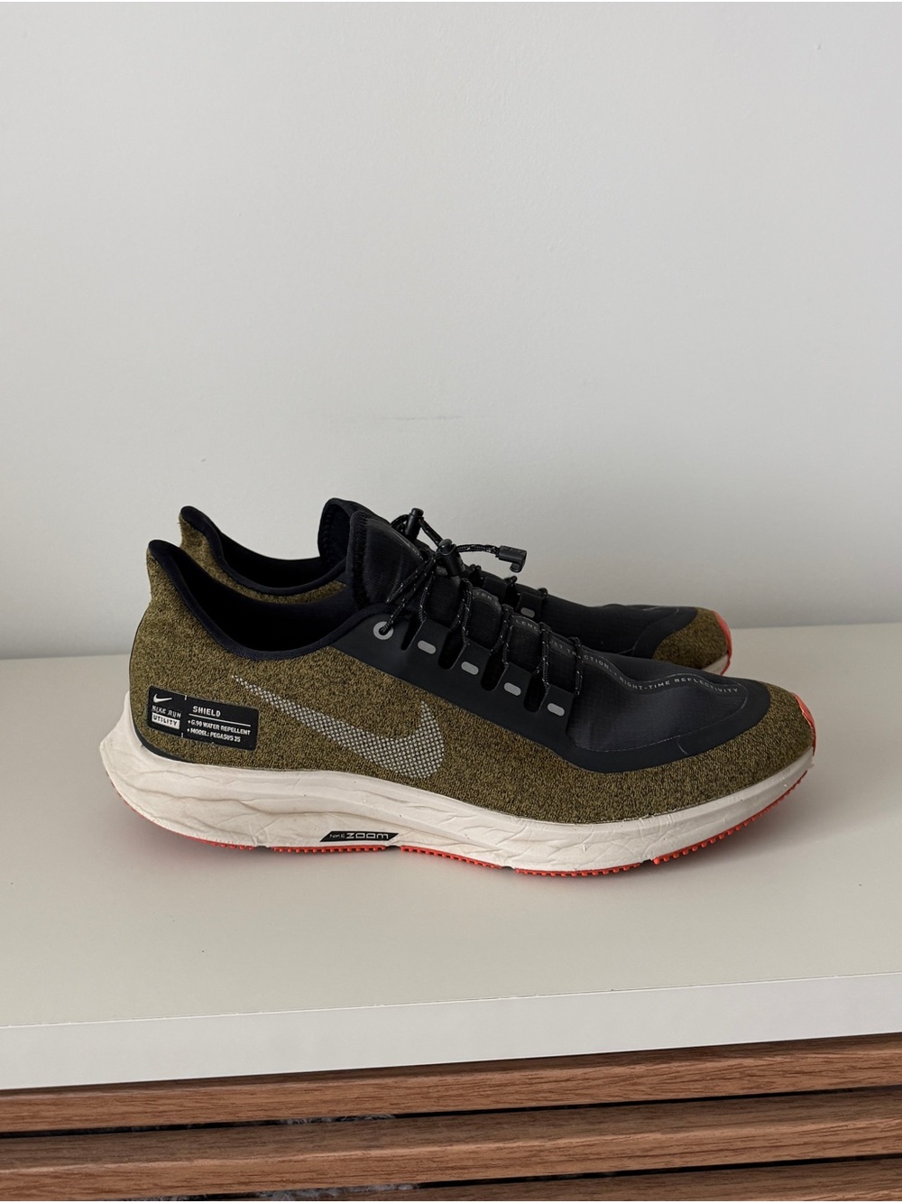 Nike Air Zoom Pegasus 35 Shield Olive Flak Size 11.5